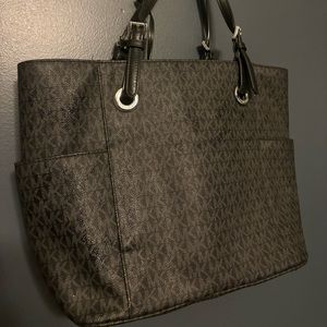 Michael Kors Purse Like New Black